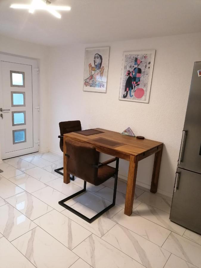 Schoene Einliegerwohnung In แฮคินเงิน ภายนอก รูปภาพ